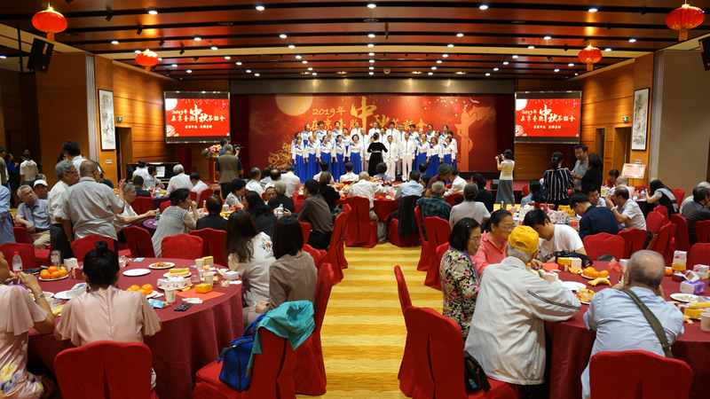北京市台联台胞合唱团献唱《我和我的祖国》